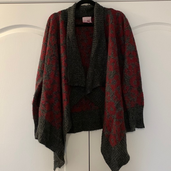 Romeo & Juliet Couture sweater - Picture 1 of 8